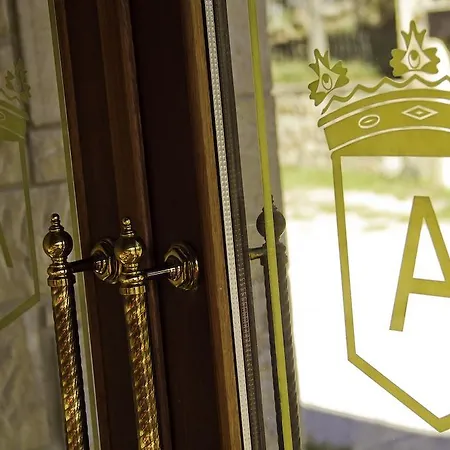 Haras Aritza 3* 오헤도